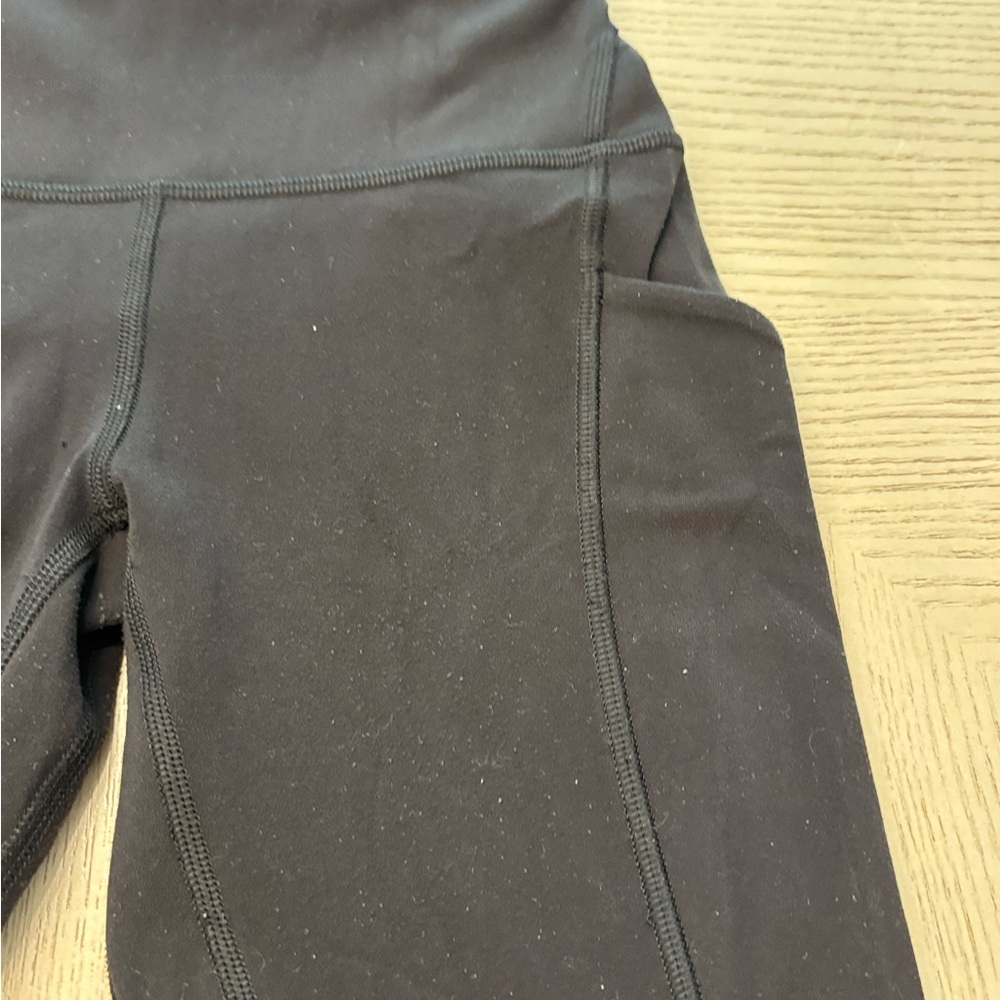 Lululemon Black‎ Leggings Sz 2 - Picture 6 of 8